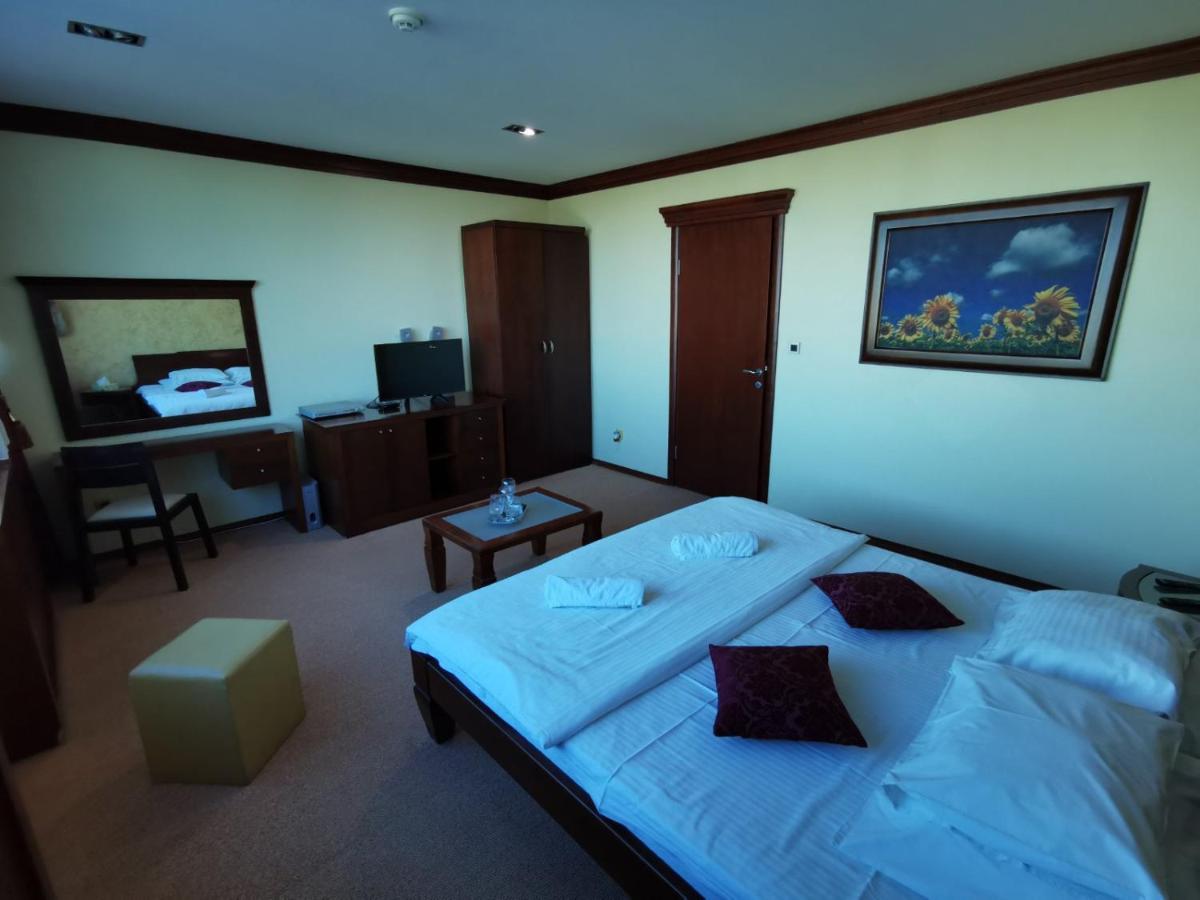Panorama Apartman ノヴィ・サド エクステリア 写真